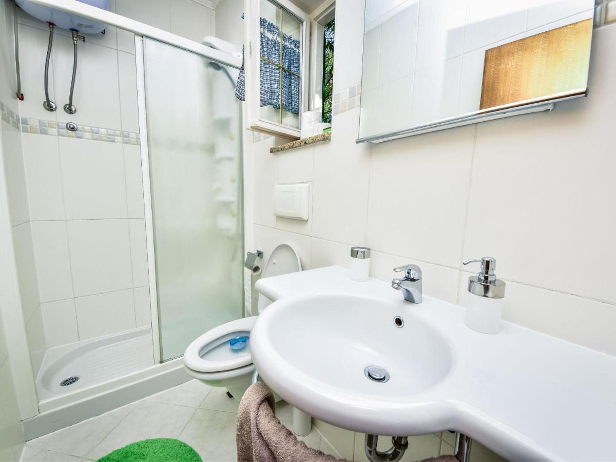 Ferienhaus Holiday Sandra By Interhome *