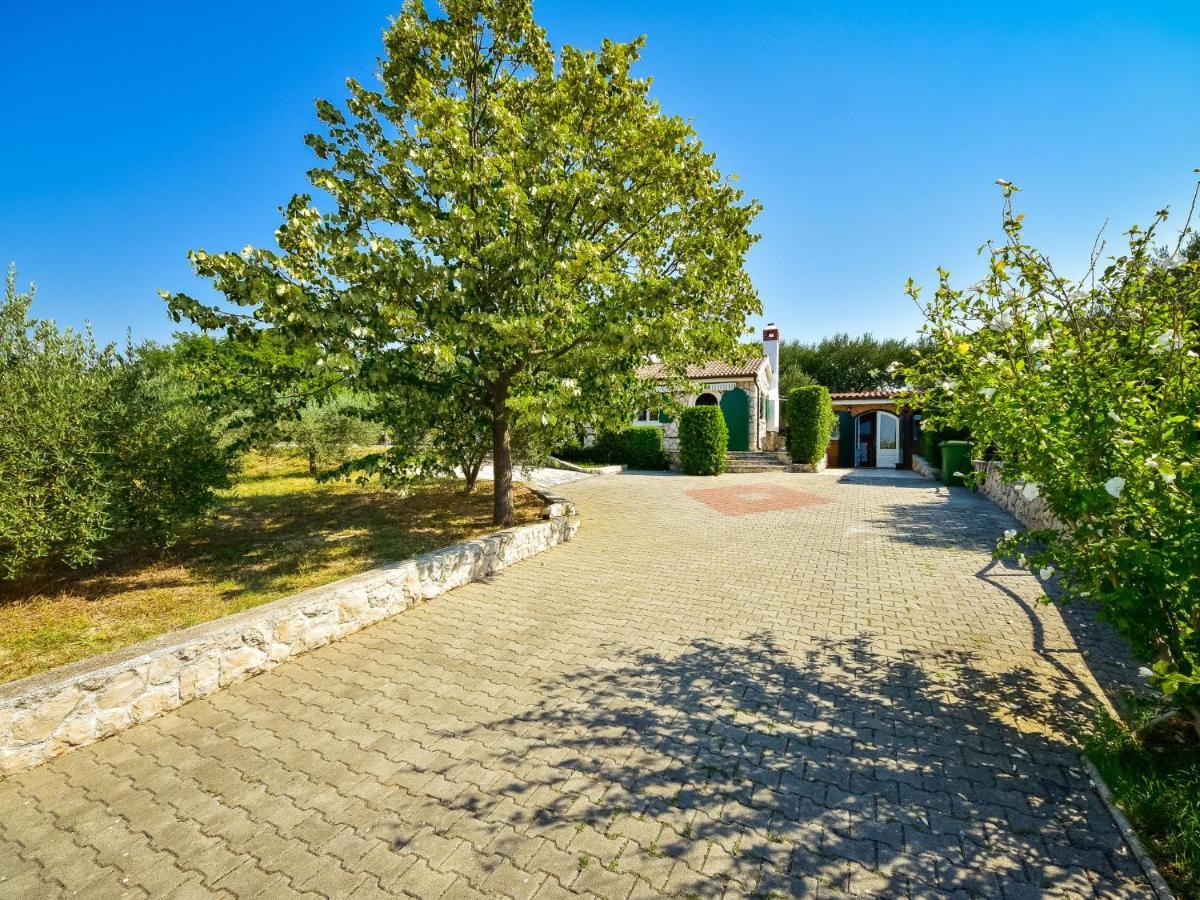 Ferienhaus Holiday Sandra By Interhome