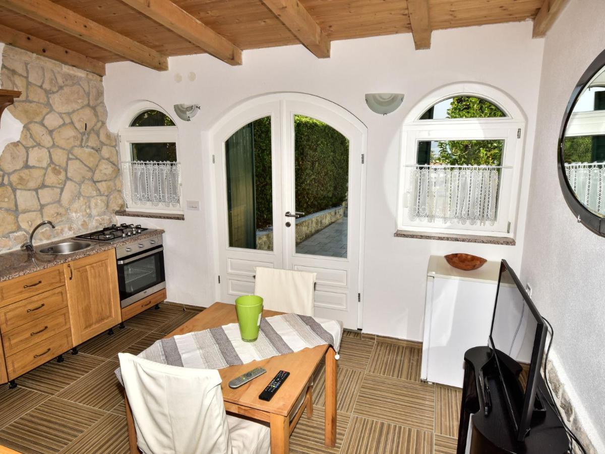 Holiday Sandra By Interhome Zadar